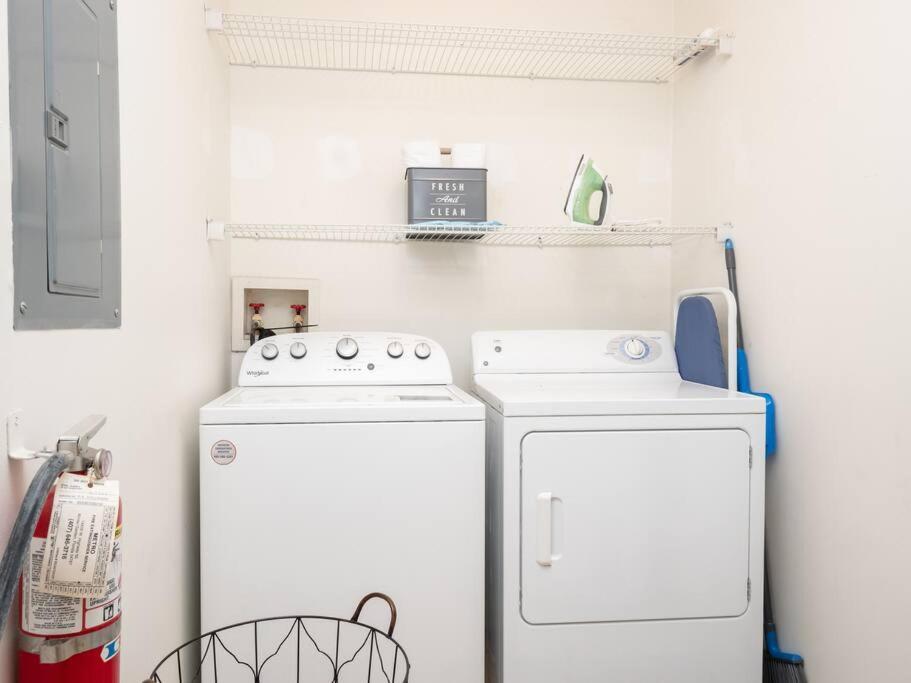 Spacious Condo Mins To Shands, University, & Downtown! Gainesville Zewnętrze zdjęcie